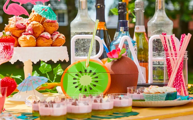 Summer Party Ideas: Themes, Food & Crafts