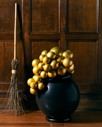 Cauldron Balloon Set