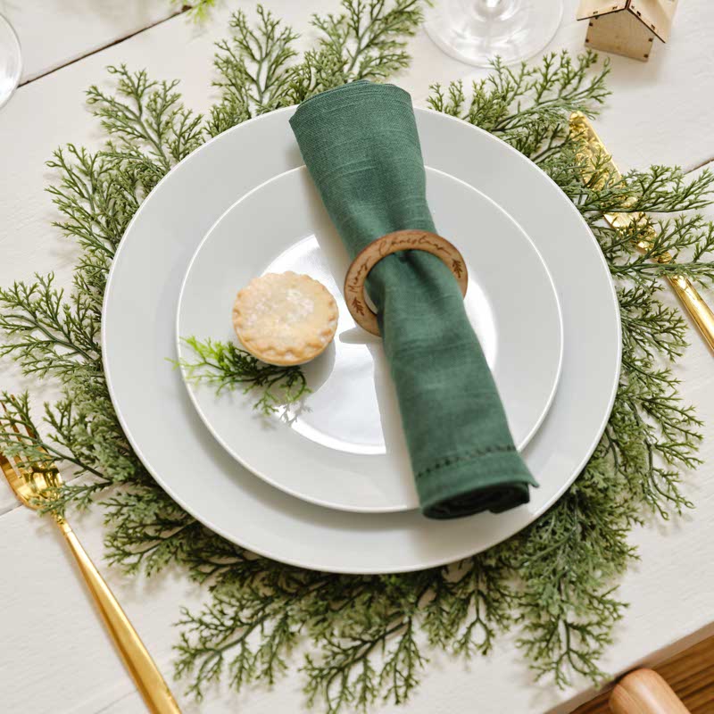 Foliage Christmas Plate Mats - 40cm (4pk) – product image 1