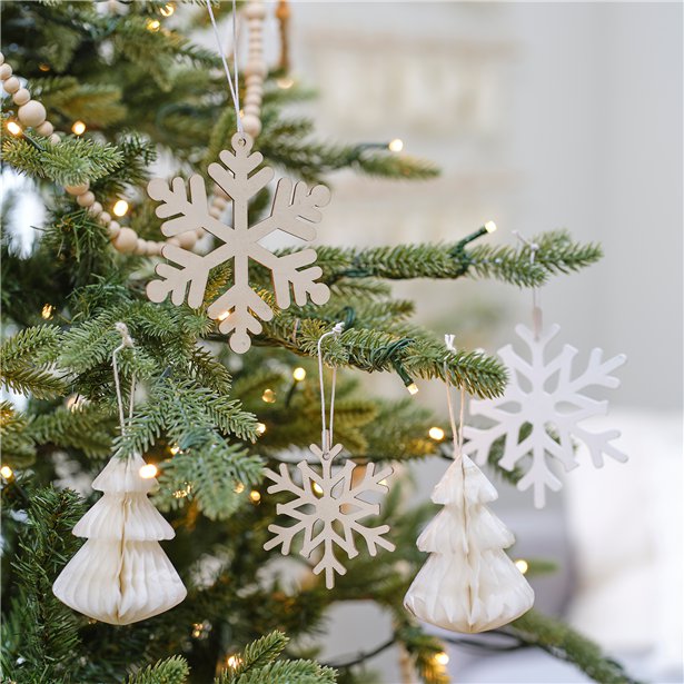 Hanging Snowflake and Honeycomb Tree Accessory Kit – product image 1