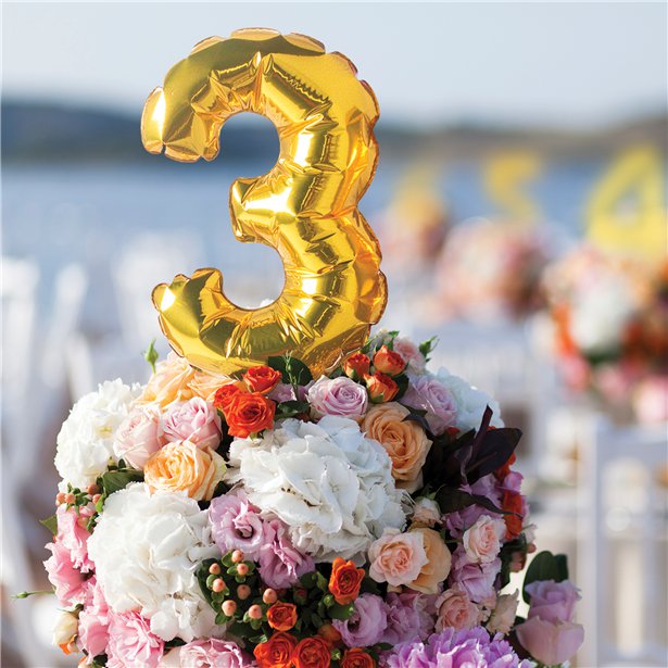 Air-Filled Gold Balloon Number 3 Cake Topper - 15cm – product image 2