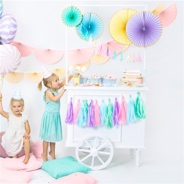 Pastel Lilac & Gold Paper Fans (3pk) – product image 2