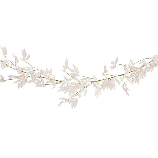 A Touch Of Pampas Pink Rucus Garland